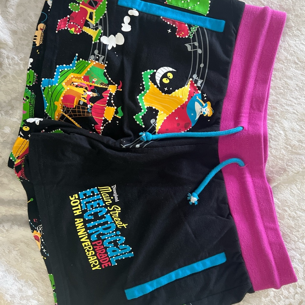 Disneyland Main Street electric parade 50th anniversary shorts